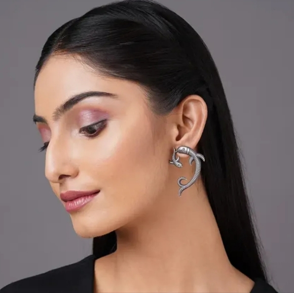 EARRINGS - Picture 2 of 4